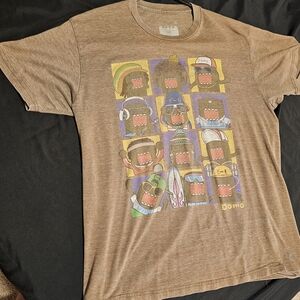 Men's medium brown Tshirt with multiple Domo